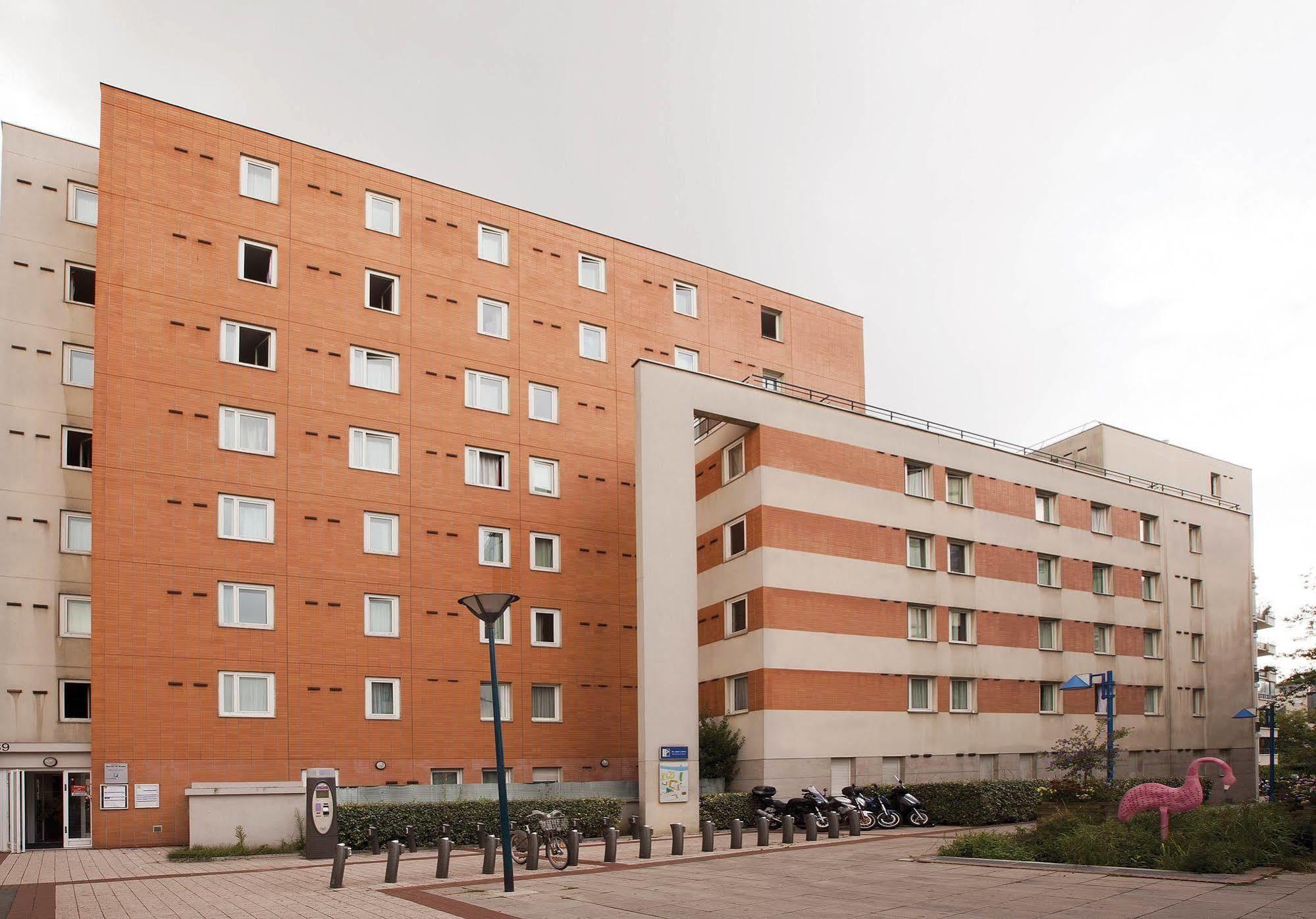 אפרטהוטל Sejours & Affaires Pantin Charles De Gaulle מראה חיצוני תמונה